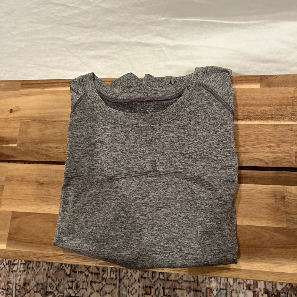Gray Lululemon swiftly tech